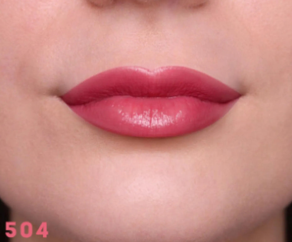 Baume à lèvres nourrissant stick rose indien Couleurs polyvalentes et intemporelles, adaptées à toutes les saisons.
Application facile sans taille-crayon, parfaite pour les retouches express.
Formule onctueuse et confortable qui allie soin et maquillage.