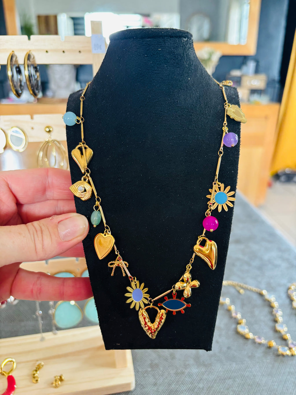 Collier coloré