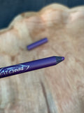 Crayon yeux et paupières BIO VIOLET permet de définir et intensifier le regard d'une couleur intense et longue tenue
