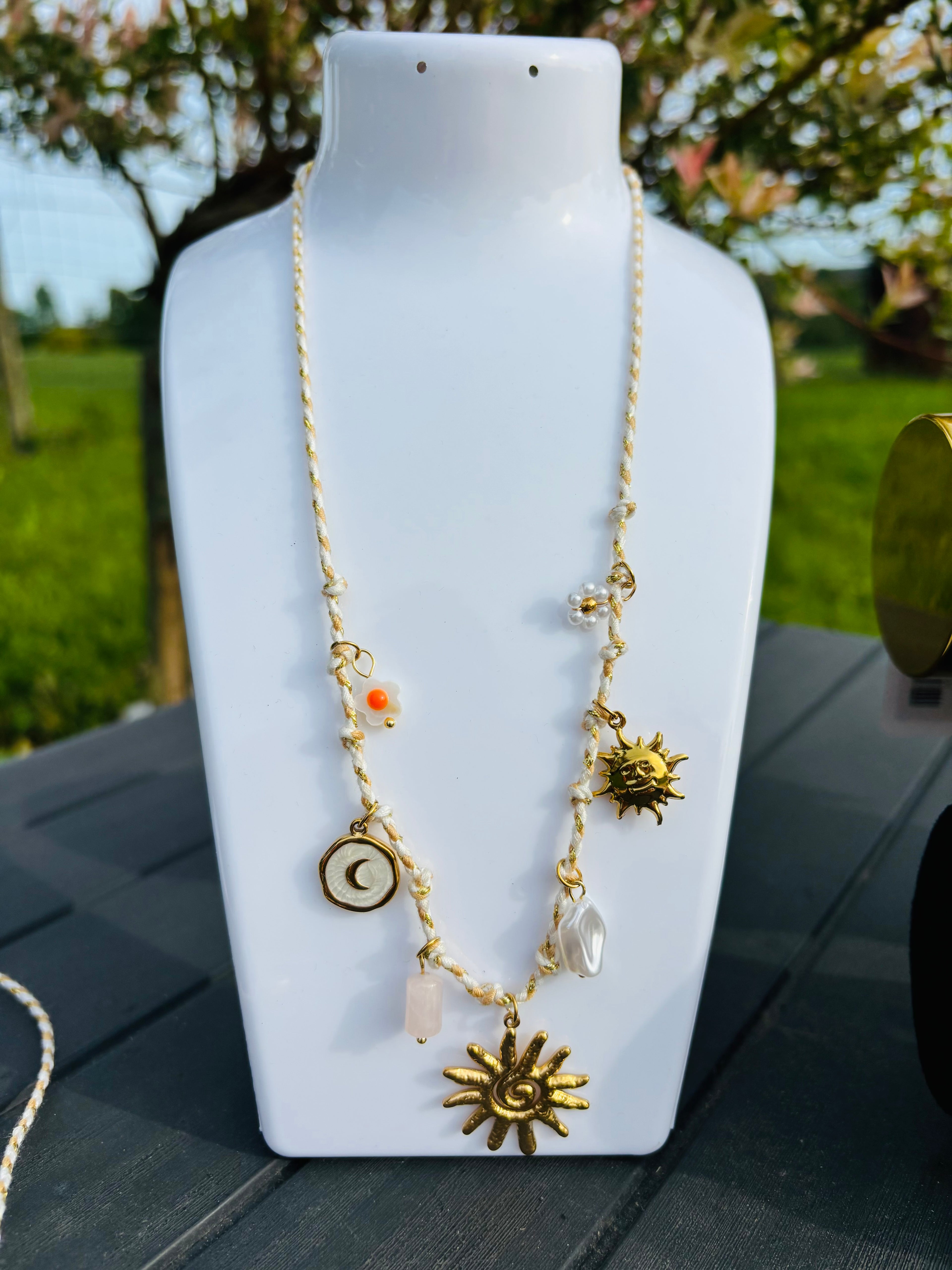 Collier soleil